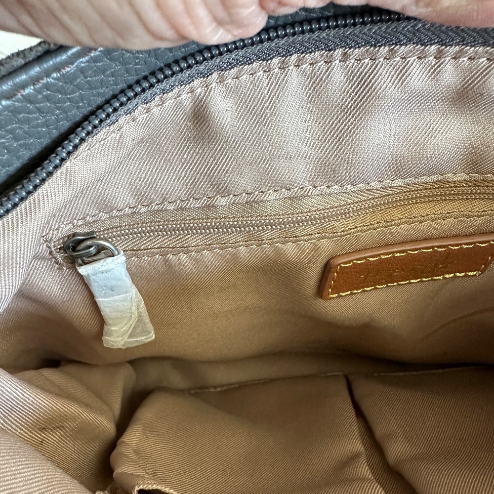 The Sak Brown Leather Shoulder Bag - Picture 7 of 9